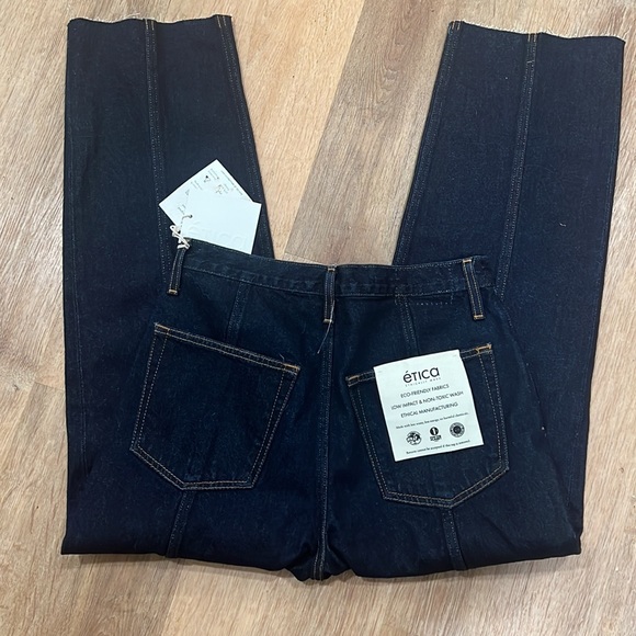 NWT Etica Tyler Seamed Straight Crop Jean - Picture 6 of 6